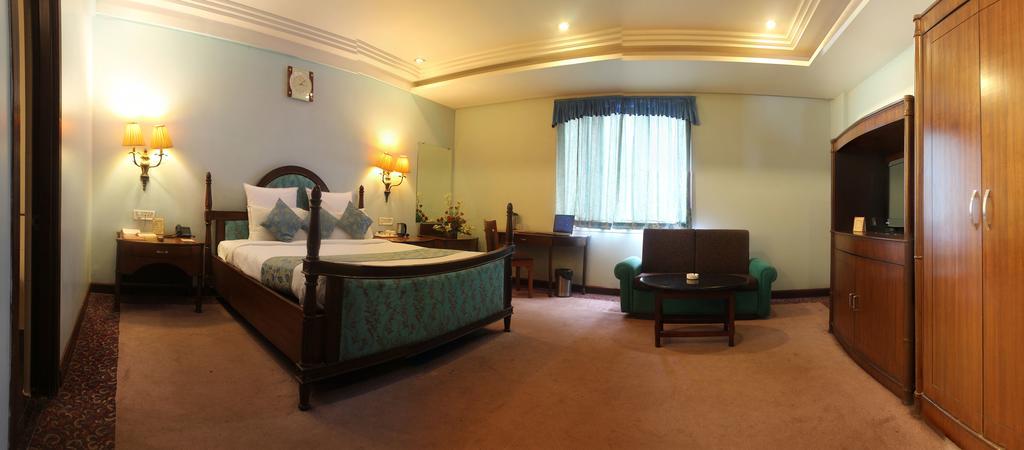 Hotel Grand International Rāipur Eksteriør billede