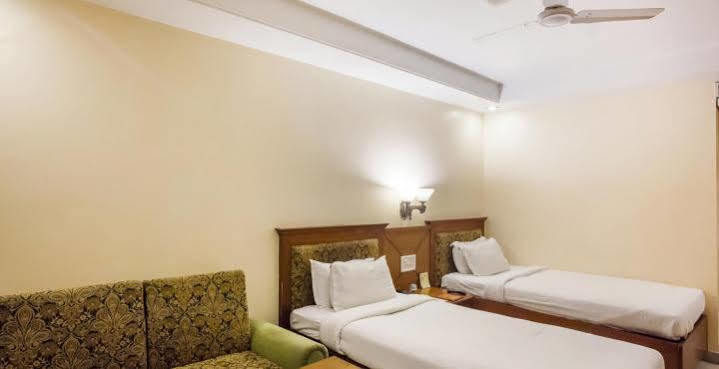 Hotel Grand International Rāipur Eksteriør billede