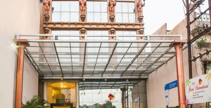 Hotel Grand International Rāipur Eksteriør billede