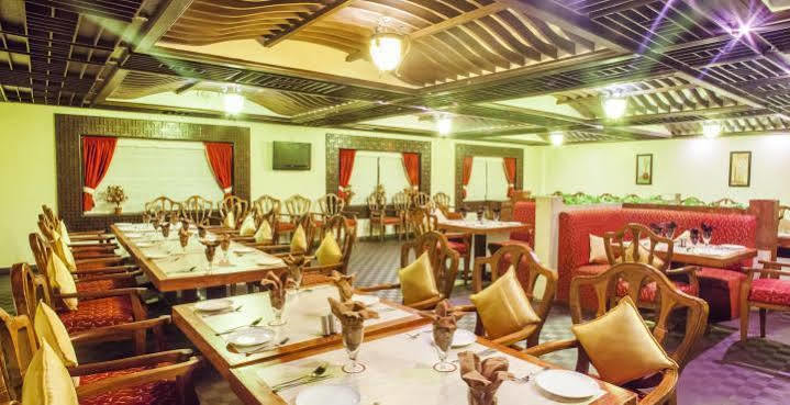 Hotel Grand International Rāipur Eksteriør billede