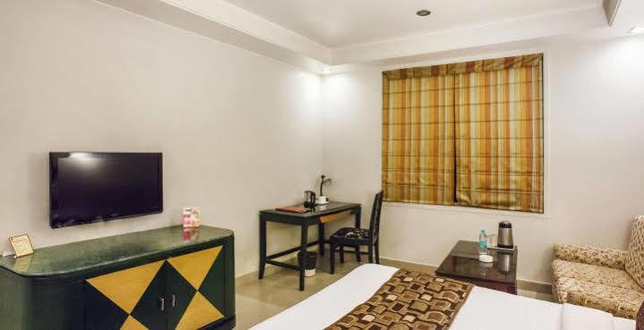 Hotel Grand International Rāipur Eksteriør billede